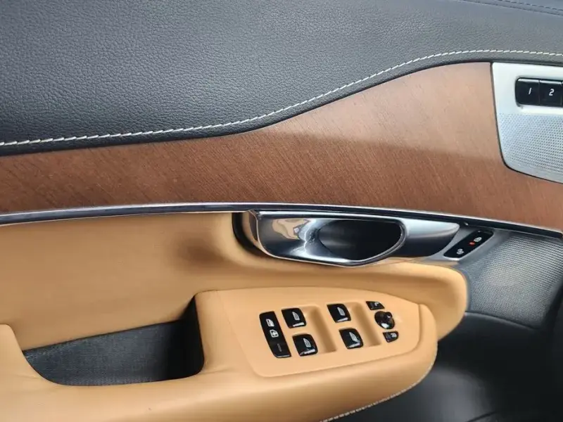 2017 Volvo XC90 с пробегом 145 795 км