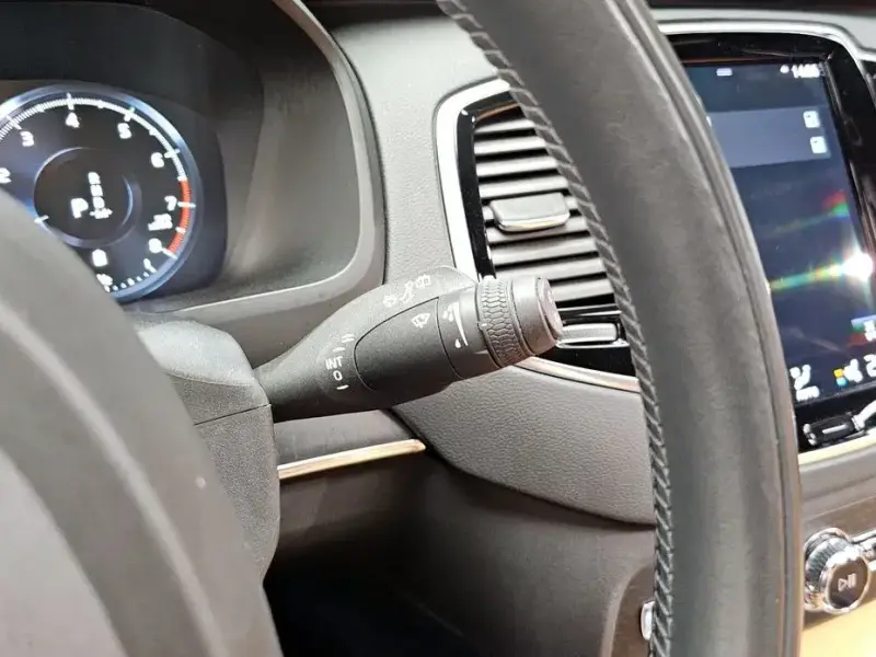 2021 Volvo XC90 с пробегом 88 910 км