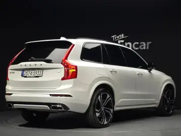 2020 Volvo XC90 с пробегом 100 027 км