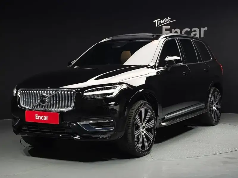 2025 Volvo XC90 с пробегом 8 458 км