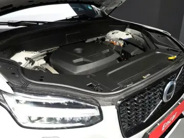 2020 Volvo XC90 с пробегом 100 027 км