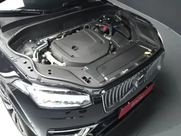2025 Volvo XC90 с пробегом 8 458 км