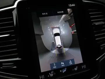 2020 Volvo XC90 с пробегом 100 027 км
