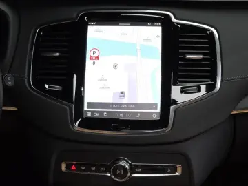 2025 Volvo XC90 с пробегом 8 458 км