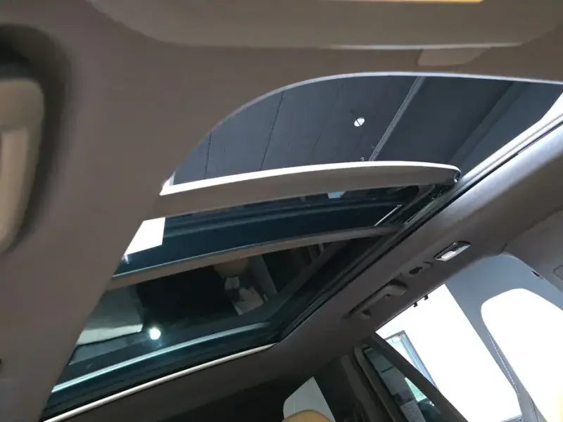 2025 Volvo XC90 с пробегом 8 458 км