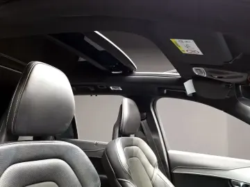 2020 Volvo XC90 с пробегом 100 027 км