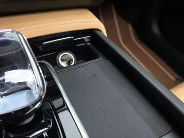 2025 Volvo XC90 с пробегом 8 458 км