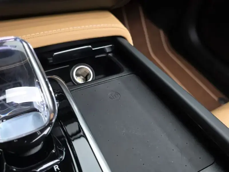 2025 Volvo XC90 с пробегом 8 458 км