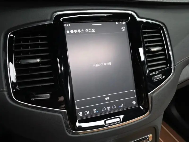 2025 Volvo XC90 с пробегом 8 458 км