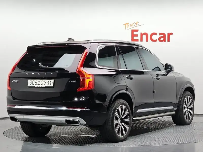 2020 Volvo XC90 с пробегом 32 545 км