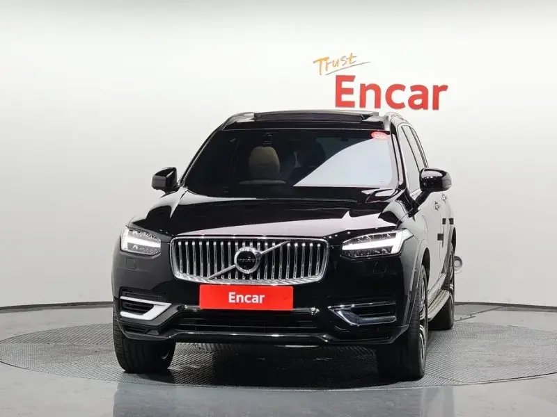 2020 Volvo XC90 с пробегом 32 545 км