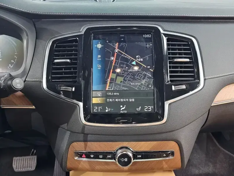 2020 Volvo XC90 с пробегом 32 545 км