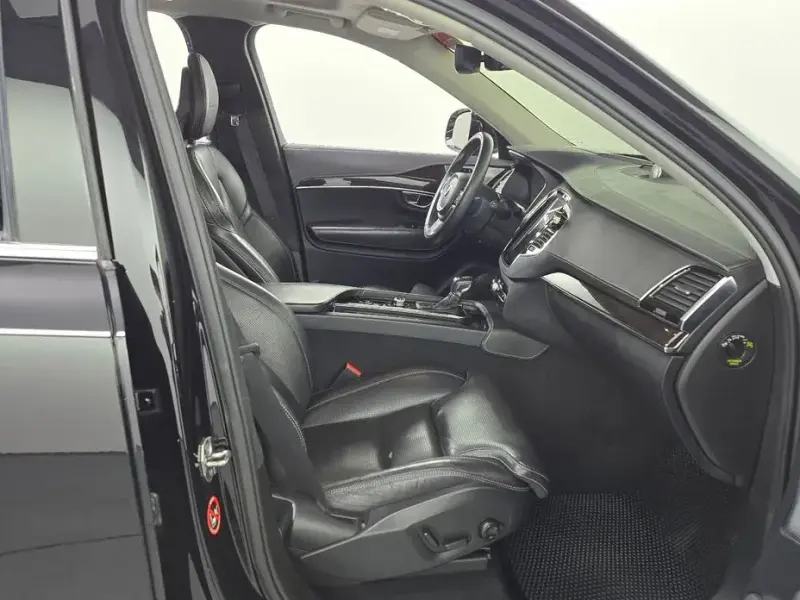 2016 Volvo XC90 с пробегом 119 963 км