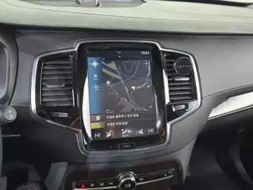 2016 Volvo XC90 с пробегом 119 963 км