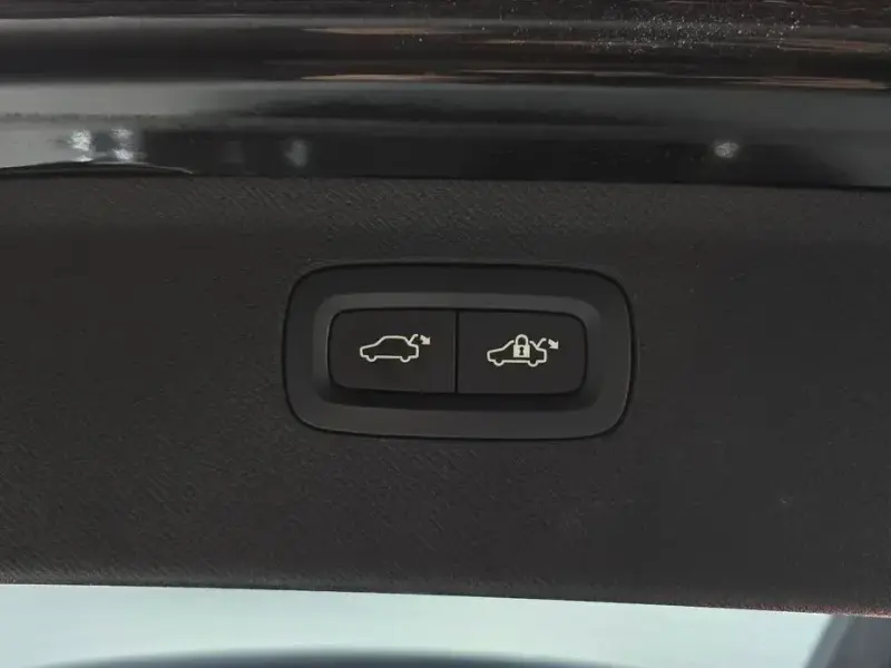 2016 Volvo XC90 с пробегом 119 963 км