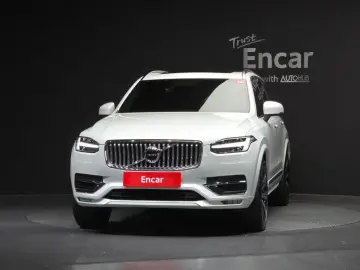 2021 Volvo XC90 с пробегом 14 599 км