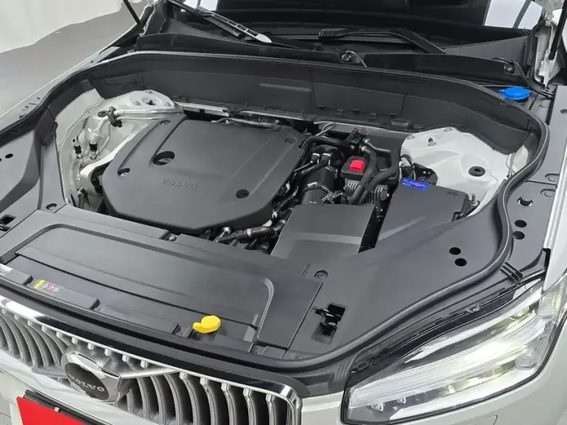 2021 Volvo XC90 с пробегом 14 599 км