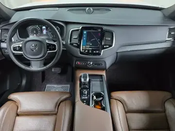 2021 Volvo XC90 с пробегом 14 599 км