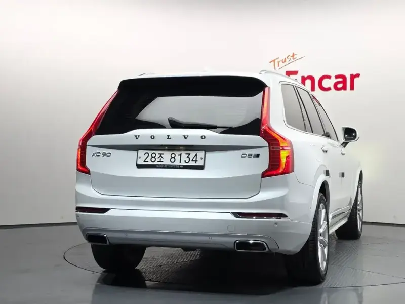 2018 Volvo XC90 с пробегом 98 055 км