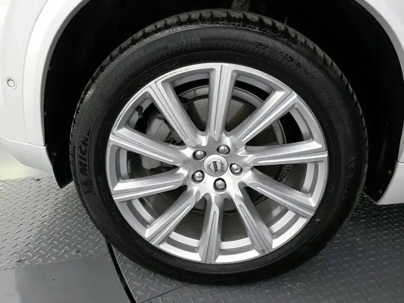 2018 Volvo XC90 с пробегом 98 055 км