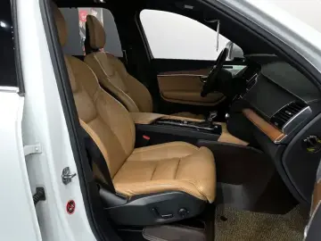 2018 Volvo XC90 с пробегом 98 055 км