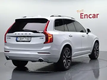 2019 Volvo XC90 с пробегом 100 854 км