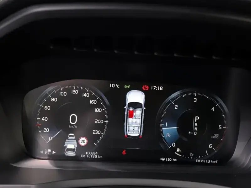 2019 Volvo XC90 с пробегом 100 854 км