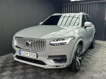 2023 Volvo XC90 с пробегом 51 609 км