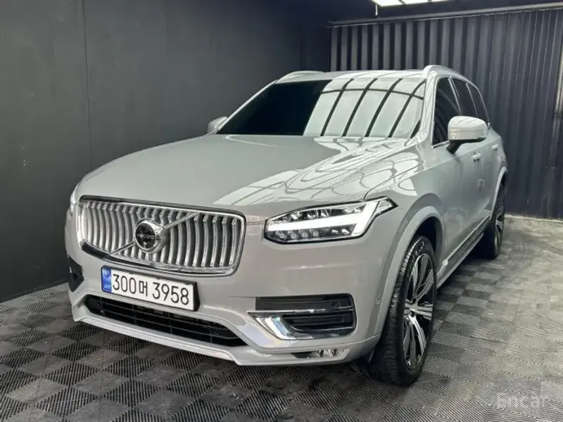 2023 Volvo XC90 с пробегом 51 609 км