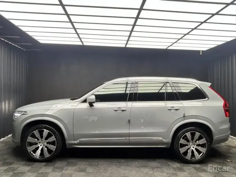 2023 Volvo XC90 с пробегом 51 609 км