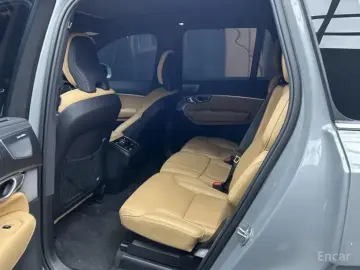 2023 Volvo XC90 с пробегом 51 609 км