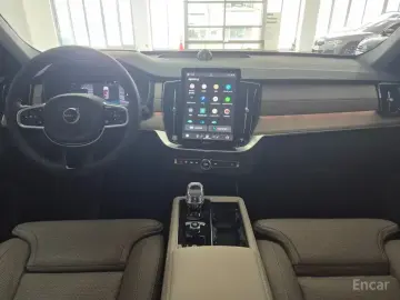 2026 Volvo XC90 с пробегом 294 км