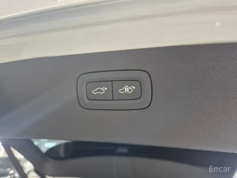 2026 Volvo XC90 с пробегом 294 км