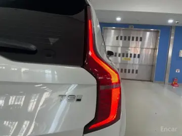 2025 Volvo XC90 с пробегом 5 753 км