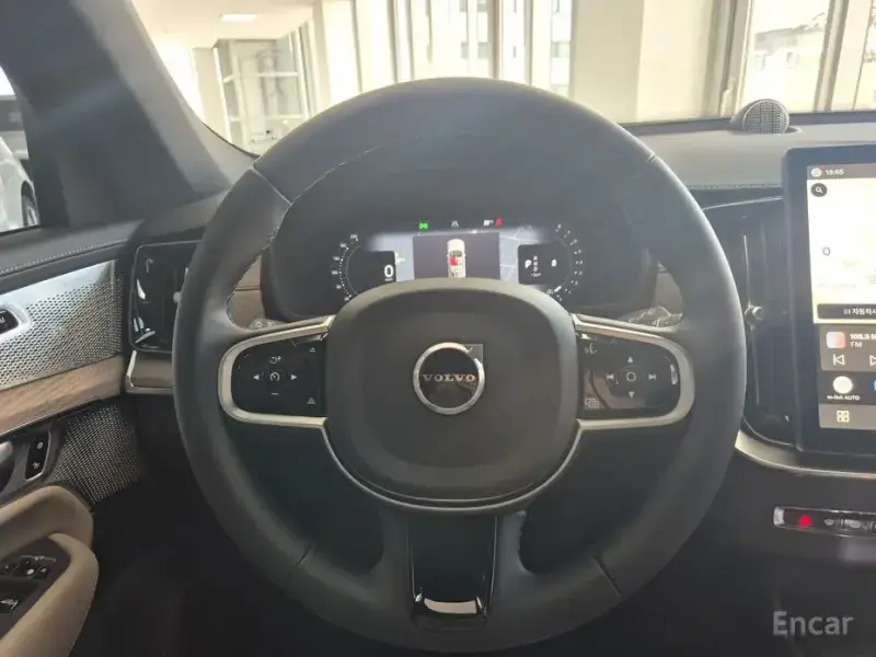 2026 Volvo XC90 с пробегом 1 039 км