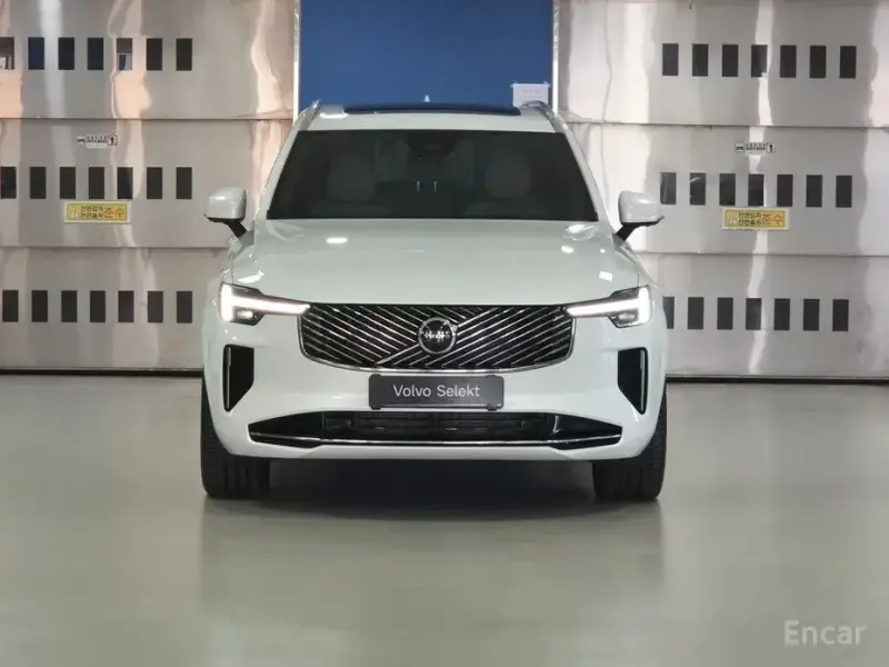 2026 Volvo XC90 с пробегом 727 км