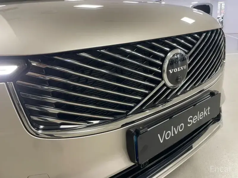 2026 Volvo XC90 с пробегом 504 км