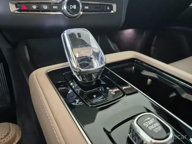 2026 Volvo XC90 с пробегом 727 км
