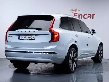 2024 Volvo XC90 с пробегом 27 022 км
