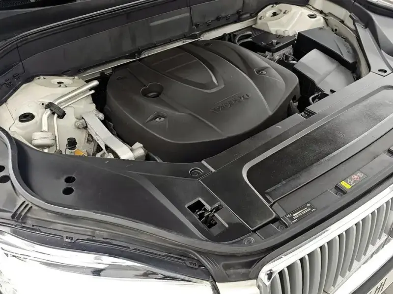 2017 Volvo XC90 с пробегом 103 458 км