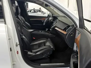 2017 Volvo XC90 с пробегом 103 458 км