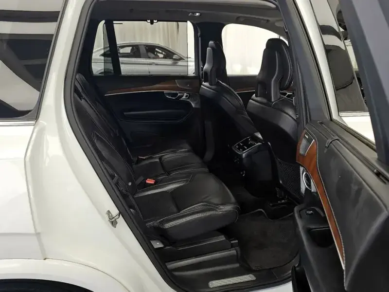2017 Volvo XC90 с пробегом 103 458 км