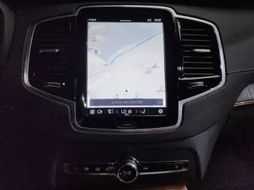 2024 Volvo XC90 с пробегом 27 022 км