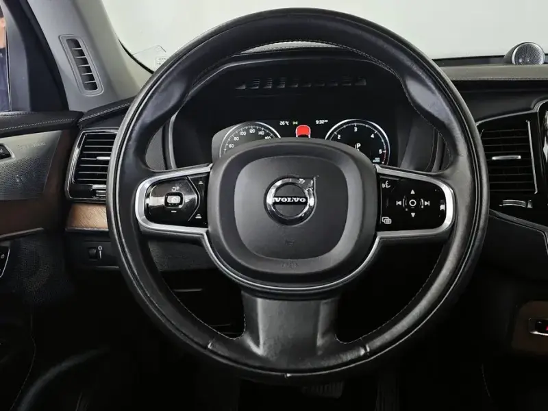 2017 Volvo XC90 с пробегом 103 458 км