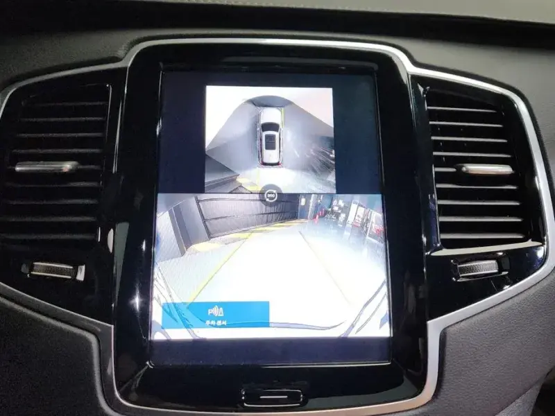 2024 Volvo XC90 с пробегом 27 022 км