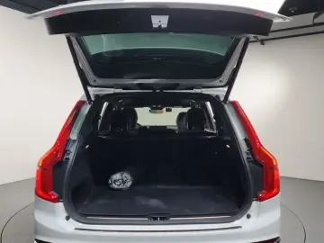2024 Volvo XC90 с пробегом 27 022 км