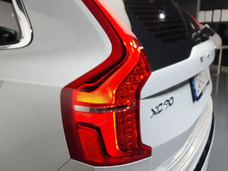 2024 Volvo XC90 с пробегом 27 022 км