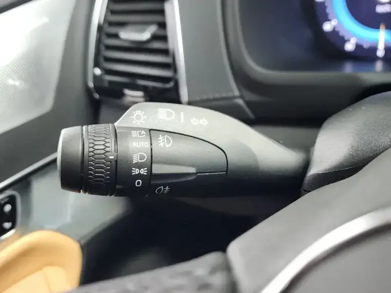 2024 Volvo XC90 с пробегом 27 022 км