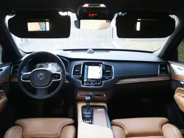 2020 Volvo XC90 с пробегом 200 173 км