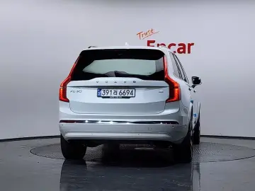 2023 Volvo XC90 с пробегом 51 360 км